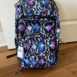 🤍NWT🤍 Vera Bradley lighten up journey backpack